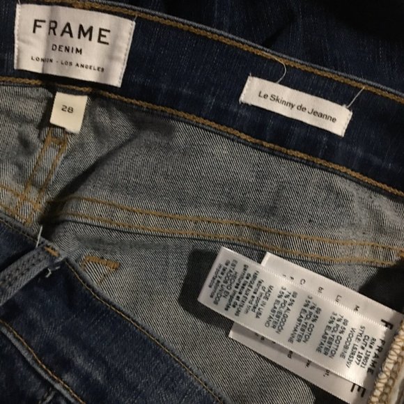 FRAME Le Skinny de Jeanne Raw Stagger-Hem Jeans - Picture 4 of 4